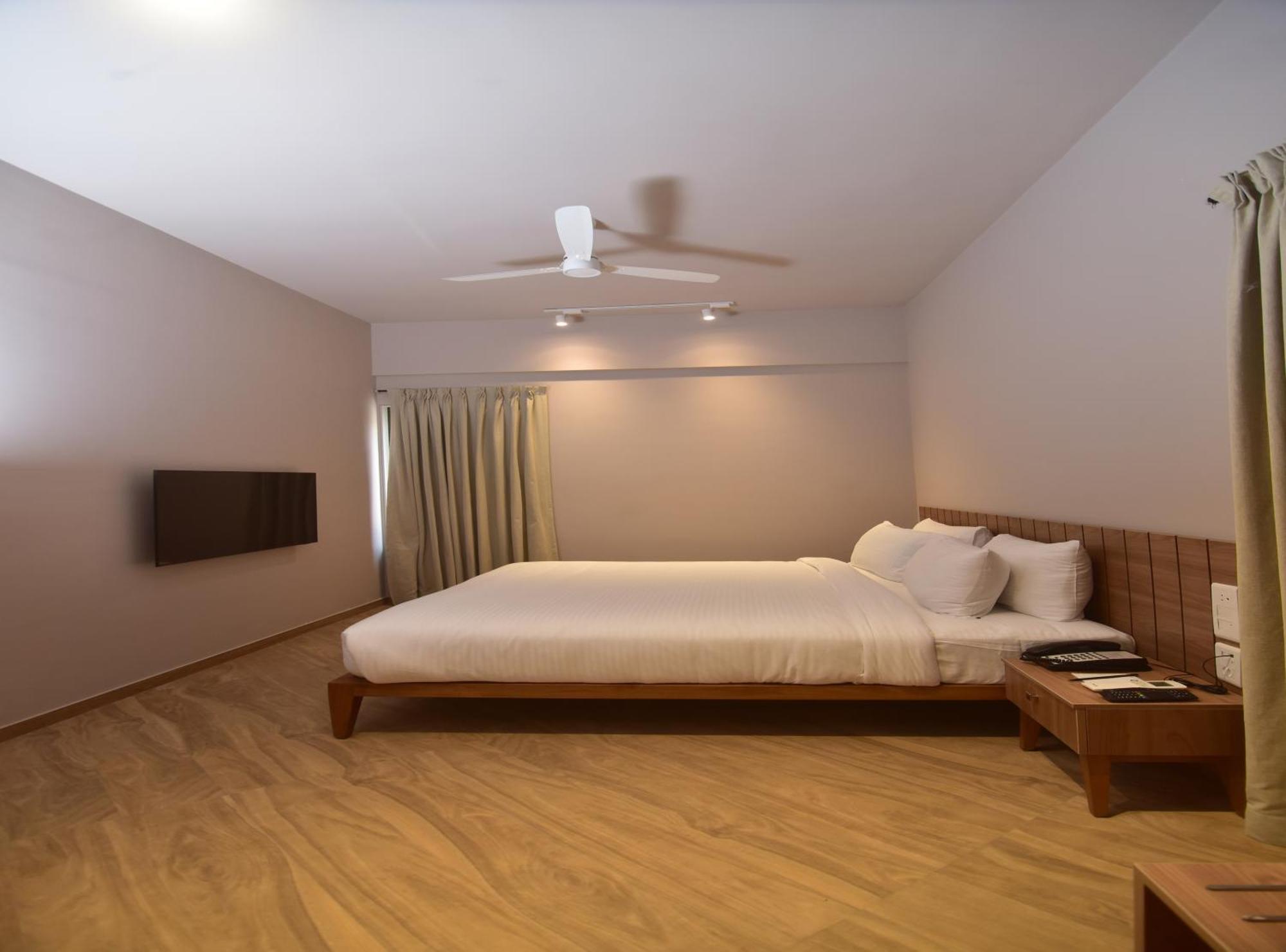 Oxford Golf Resort Pirangut Экстерьер фото